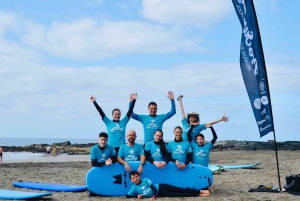 Las Palmas: Learn to Surf with a Special Price for Two Group