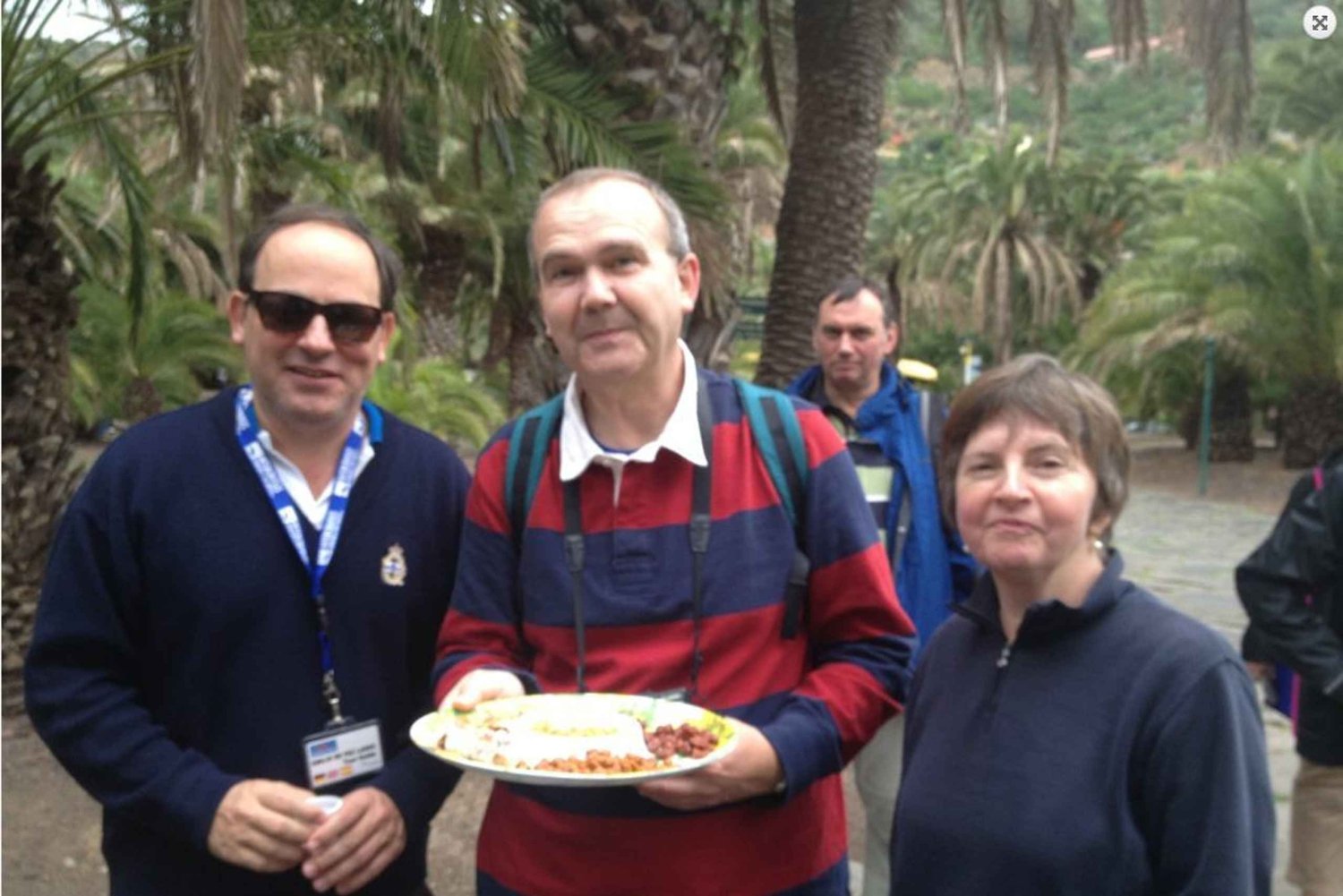 Las Palmas: Private Old City Guided Walking Tour with Tapas