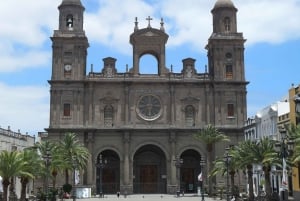 Las Palmas: Tapas y Copas en la Belleza de la Ciudad Vieja