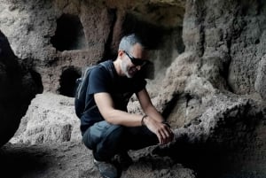 Maspalomas: Barranco de las Vacas & Caves with Sky Rebels