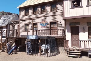 Maspalomas: E-Scooter or E-Bike Tour+Western Town Sioux City