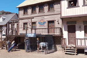 Maspalomas: E-Scooter or E-Bike Tour+Western Town Sioux City