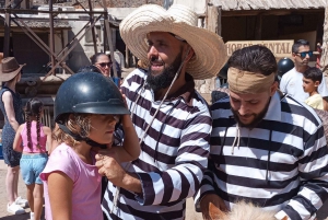 Maspalomas: E-Scooter or E-Bike Tour+Western Town Sioux City