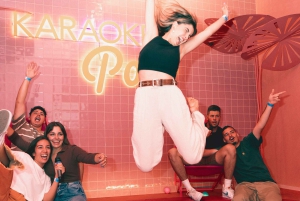 Maspalomas: Alquiler de Sala de Karaoke Temática Holiday World