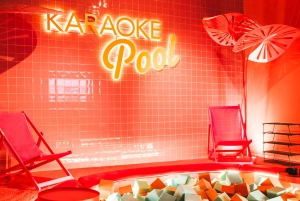 Maspalomas: Alquiler de Sala de Karaoke Temática Holiday World