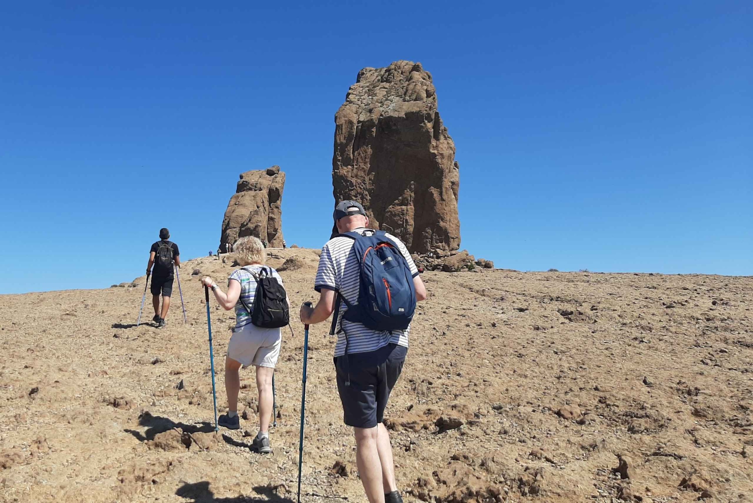 Maspalomas: Roque Nublo - hiking on volcanoes by Sky Rebels