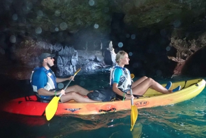 Mogán: Excursión guiada en Kayak a las Cuevas y Snorkel
