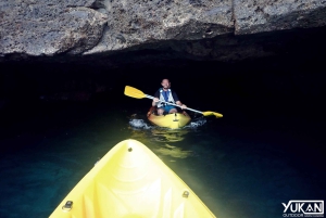 Mogán: Excursión guiada en Kayak a las Cuevas y Snorkel
