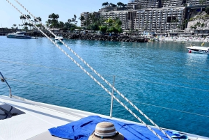 Pasito Blanco : Private sailing tour with food & drinks