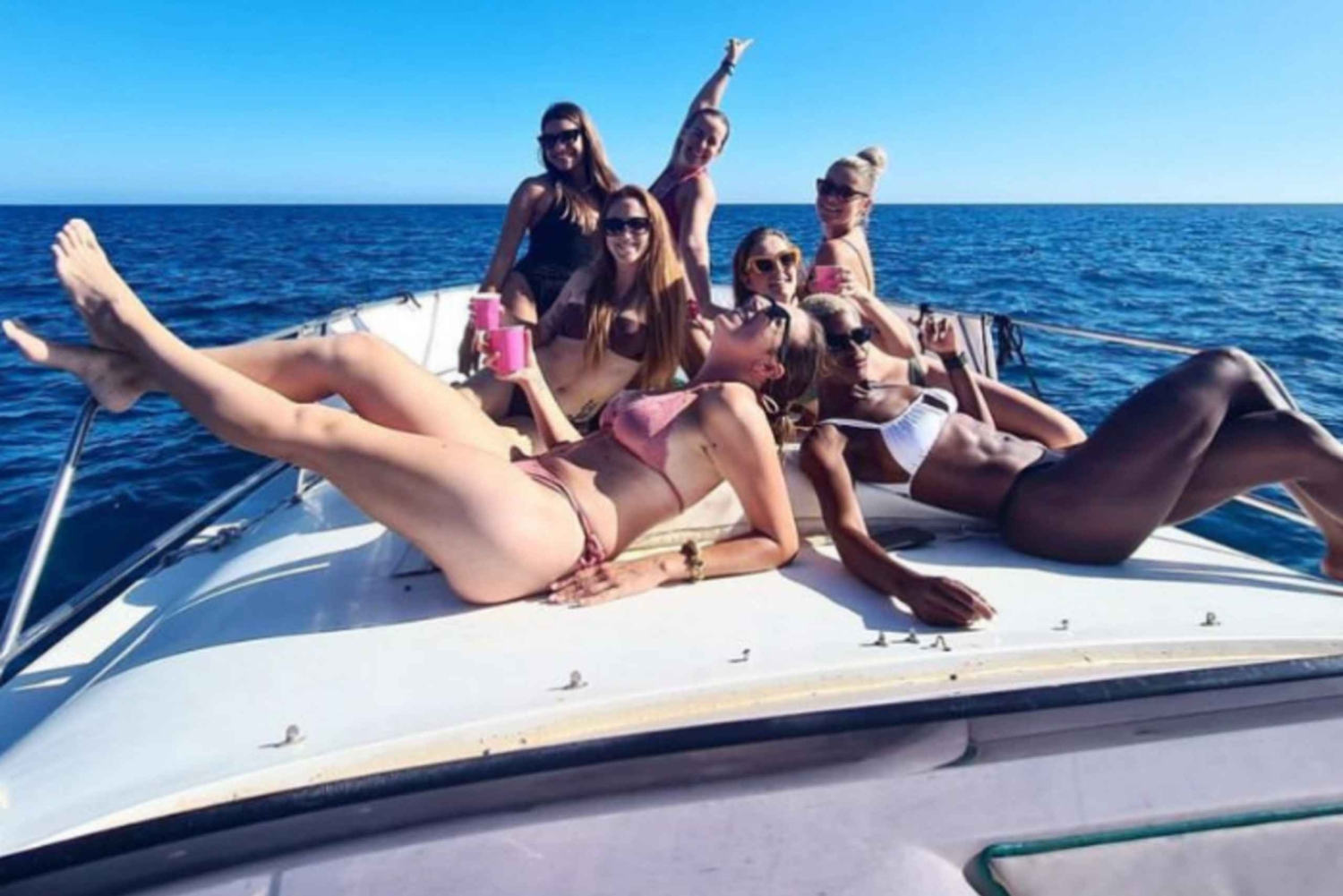 Puerto de Mogán: Private Yacht up to 10 people 1 Hour