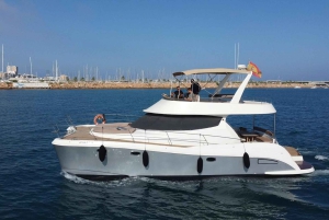 Puerto del Carmen: Catamaran Trip with Water Sports