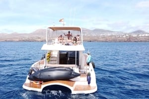 Puerto del Carmen: Catamaran Trip with Water Sports