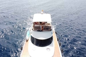 Puerto del Carmen: Catamaran Trip with Water Sports