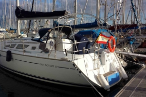Puerto Rico: Sailing excursion with swim, drinks and tapas.