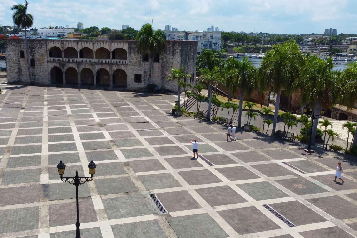 Punta Cana: Santo Domingo Tour with Lunch & Hotel Pickup