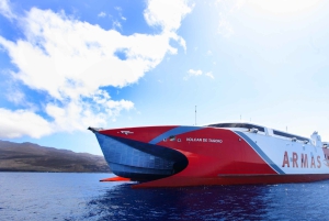 Viaje panorámico en ferry entre Tenerife y Gran Canaria