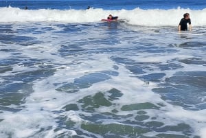 Surf and yoga in Gran Canaria: waves, wellness, and nature