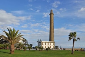 Visit Maspalomas : Rent from 1 till 4 hours e-Scooter 2 seat