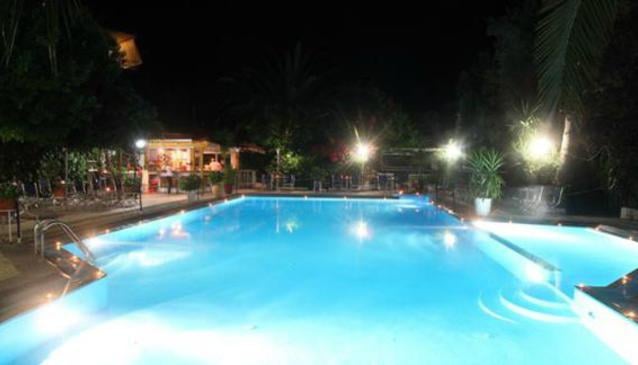 Alexandros Hotel