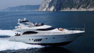 Holiday Yachts