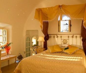 Oia Castle Suites