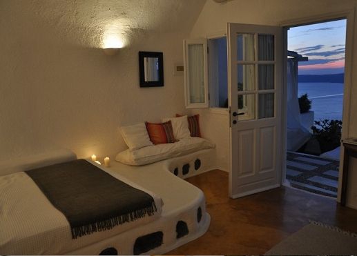 Porto Fira Suites