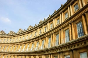 From London: Stonehenge and Bath Day Trip with Ticket