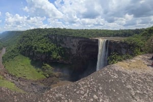 Guyana: CJI Airport Transfer Service