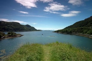 Inverness: 2-tägige Isle of Skye, Fairy Pools & Schlösser Tour