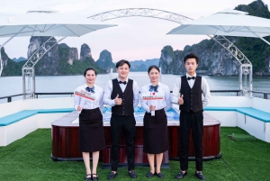 Halongin päiväristeilyn kohokohdat suurten ja pienten ryhmämatkojen kanssa