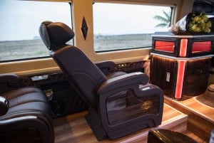 Yksisuuntainen kuljetus Hanoista Ha Longiin limusiinibussilla