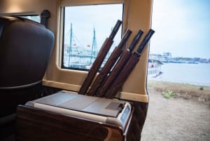 Yksisuuntainen kuljetus Hanoista Ha Longiin limusiinibussilla