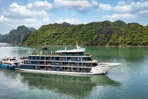2/3-dagars Halong & Lan Ha Bay Doris 5* Kryssning med balkong, badkar