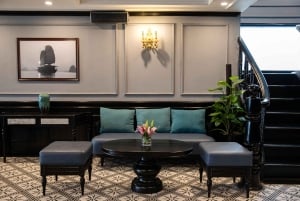 2/3-dages Halong & Lan Ha-bugten Doris 5* krydstogt med balkon og badekar