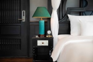 2/3-dages Halong & Lan Ha-bugten Doris 5* krydstogt med balkon og badekar