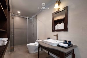 2/3 päivän Halong & Lan Ha Bay Erina 5* risteily parvekkeella, kylpyamme