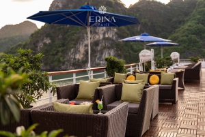 2/3 päivän Halong & Lan Ha Bay Erina 5* risteily parvekkeella, kylpyamme