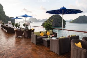 2/3 päivän Halong & Lan Ha Bay Erina 5* risteily parvekkeella, kylpyamme