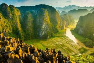 Ninh Binh, 2 días: Hoa Lu, Trang An, Cueva de Mua y Cuc Phuong