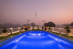 2-dagers eller 3-dagers: Halong&Lan Ha Bay Cruise 5* balkong, badekar