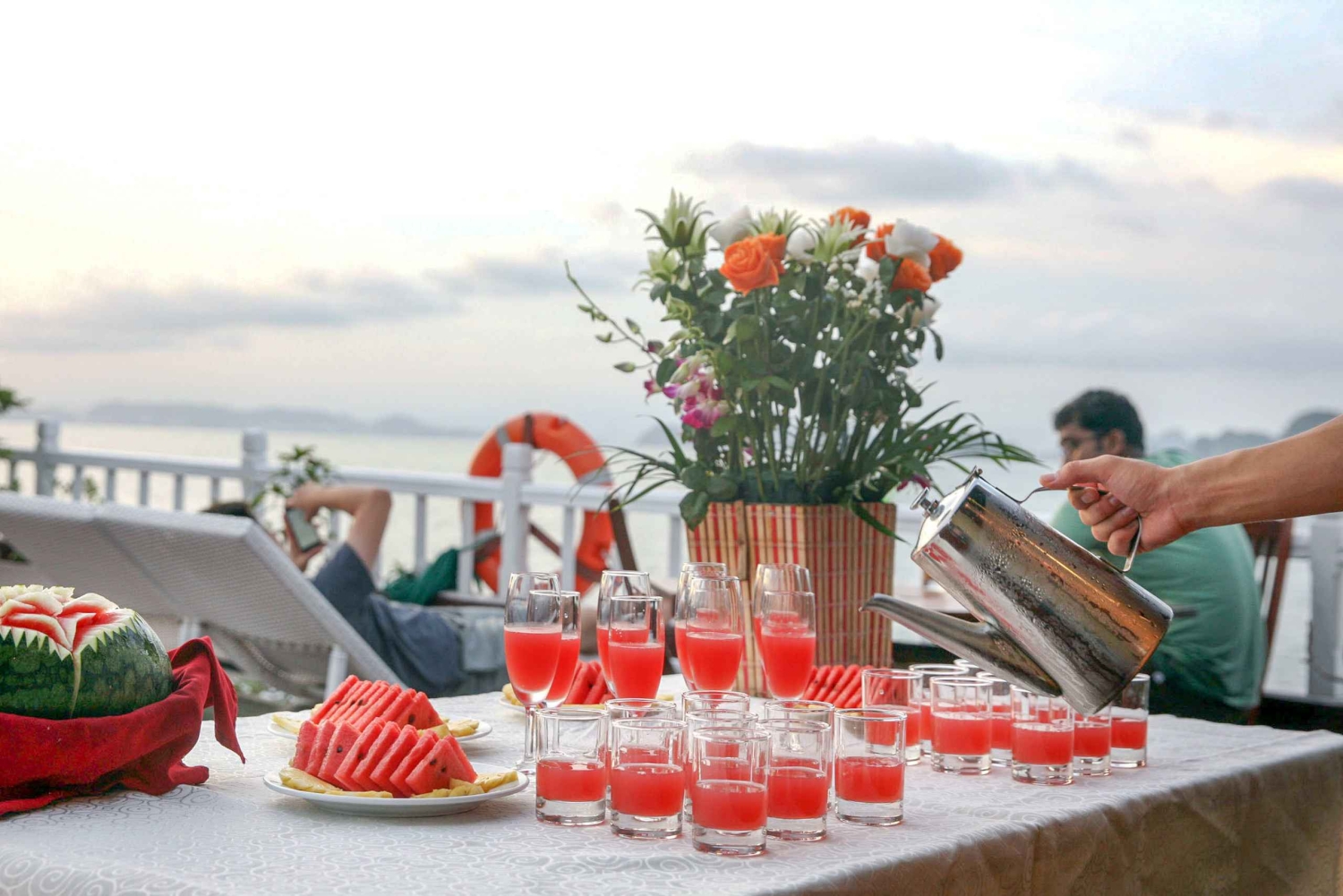 2-Day Royal Palace Ha Long Bay & Ti Top Island Cruise