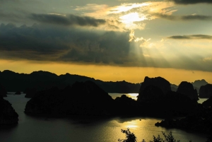 2-Day Royal Palace Ha Long Bay & Ti Top Island Cruise