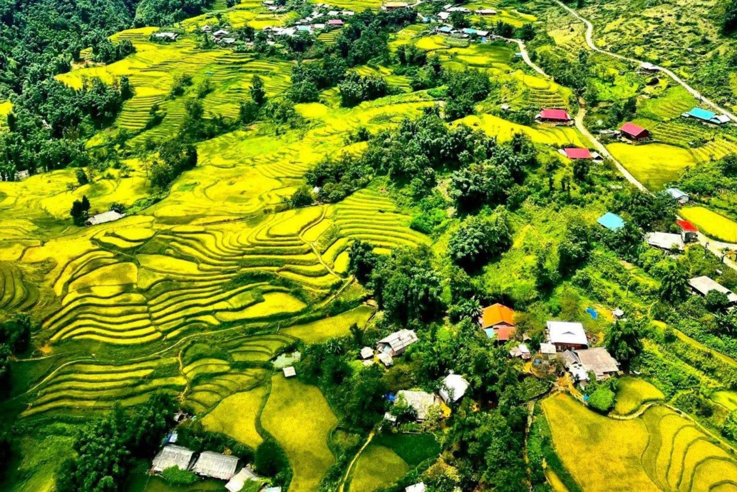 2 päivän Sapa-kierros - yöpyminen Ta Van-kylässä (All in One)