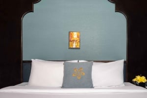 Ha Long Bay: 2-Day Tour with La Pandora Boutique Cruise