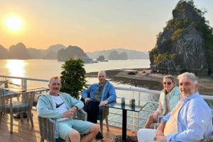 Hanoi: 2-päiväinen Ha Long ja Lan Ha Bay risteily kajakkimelonnan kanssa