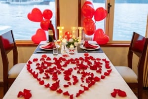 Ha Long Bay Cruise 3D2N med balkonglugar, grotter og øy