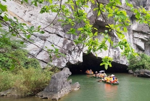 3 Day Hanoi - Ninh Binh - Halong Bay 5 Star Cruise & Balcony