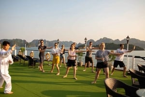 Cruzeiro de 5 estrelas de 3 dias e 2 noites na Baía de Lan Ha: ilha Cat Ba, mergulho, caiaque