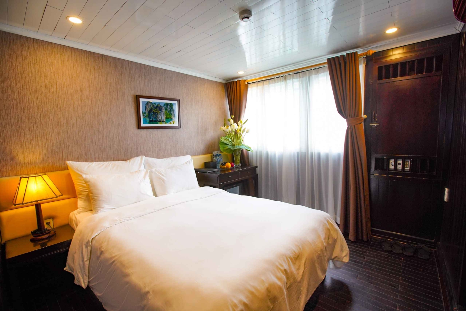 4-star Halong Paloma Cruise 2D1N Trip