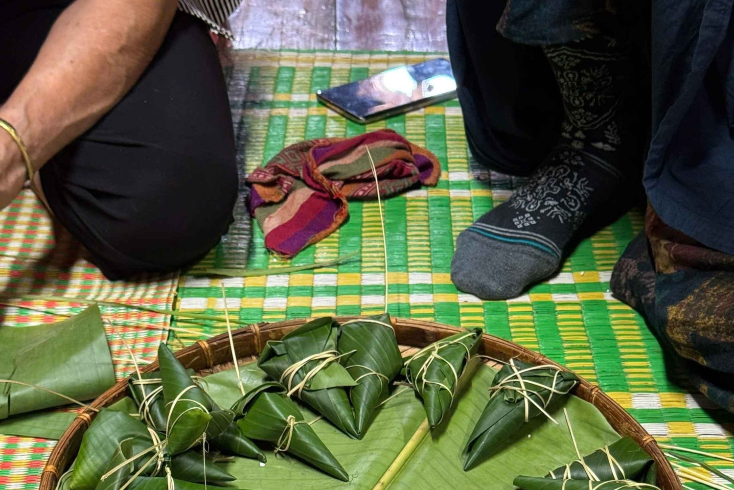 Authentische Kultur der Weißen Thai mit Gruppentour Hanoi – Pu Bin